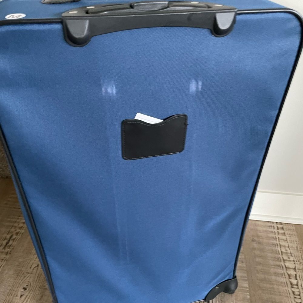 $239 TAG Freehold 28”Softside Spinner Luggage Suitcase DEEP BLUE travel bag - Picture 14 of 15